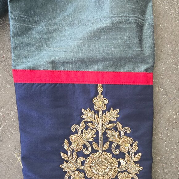 Silk High/Low Top - Picture 5 of 5